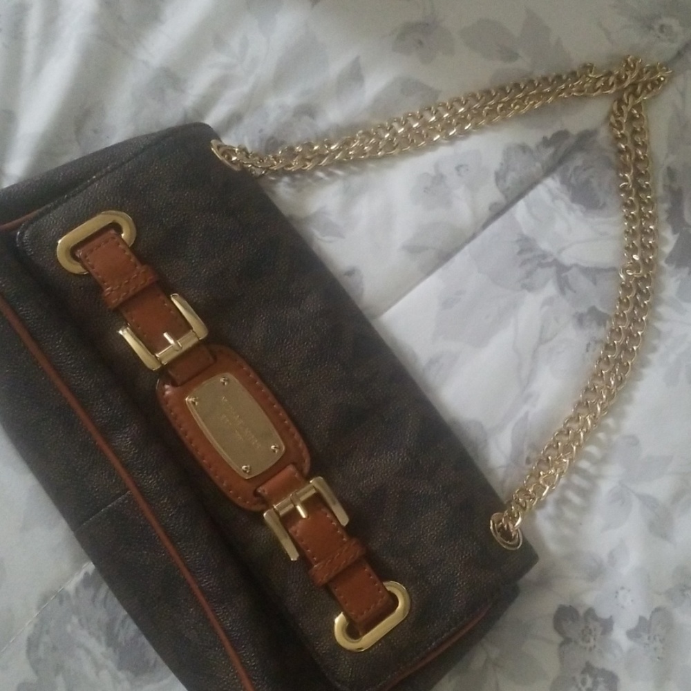 MK jet set collection flap bag with gold chain